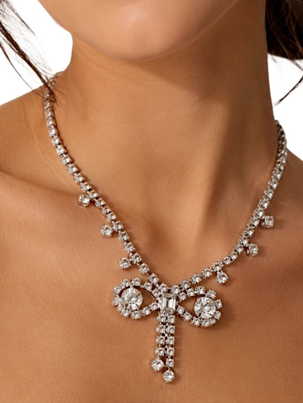 Vintage Rhinestone Crystal Bow‎ Necklace MCM Clear Sparkler Silver Tone Dainty